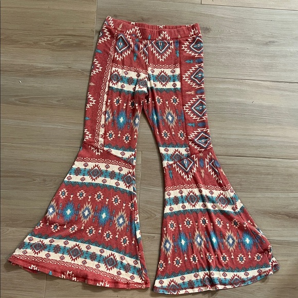 Three Bird Nest “the nest dream” western print flare ribbed leggings - Picture 2 of 4